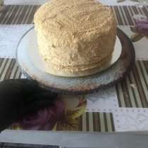 Стряпаю домашний торт медовик, в Новосибирске