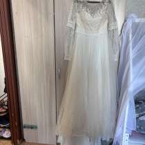 Продам свадебное платье, в Барнауле