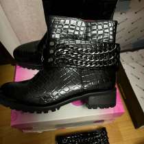 Ботики новые чёрные р 39, в Грозном