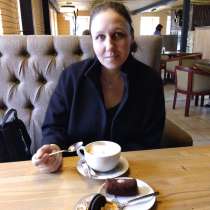 Elena, 40 лет, хочет пообщаться, в Екатеринбурге