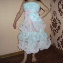 Праздничное нарядное бело-розовое платье, в Курске