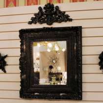 Зеркало с ангелами, в Москве