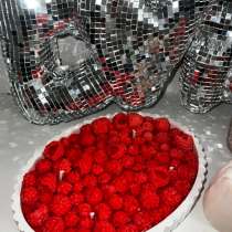 Свеча тарелка с малиной 20 на 15 см, в Новосибирске