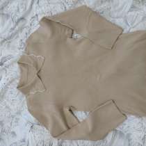 Бежевая кофта, в Москве