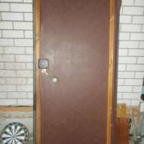 Двери металл для дачи 2*0,9, в Барнауле