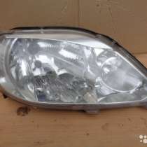 Фара правая на Renault Logan, в Москве