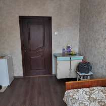 Комната в трёхкомнатной квартире, в Севастополе