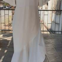 Платье размер М 100 лари, в г.Тбилиси