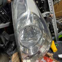 Фара Grand Starex, в Москве