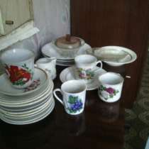 Посуда + столовые приборы, в Омске