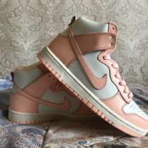 Кроссовки женские Nike Dunk High, в Челябинске