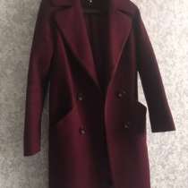 Пальто женское размер 40, в Тюмени