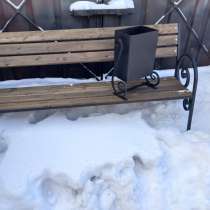 Скамейка и урна с элементами холодной ковки, в Кемерове