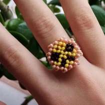 Украшения из бисера, в Москве