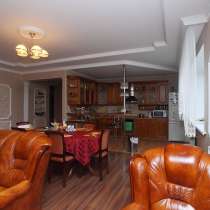 4-комнатная квартира в элитном доме, в Новосибирске