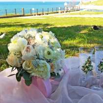 Букет невесты из пионов, незабудок и роз, в Севастополе