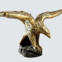 скульптура "Орел" Россия, в Екатеринбурге