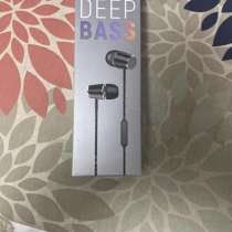 Наушники, в Москве