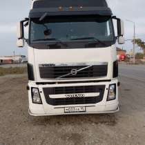 Продаю Volvo, с прицепом, прицеп зерновоз, колёса новые, в Грозном