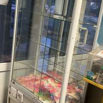 Торговый шкаф с подстветкой, в Москве