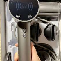 Феном ни разу не ползавались, качество огонь 2200, в Екатеринбурге