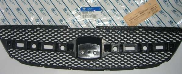 Решётка радиатора внутренняя Hyundai Getz 2006+ 86365-1C3101