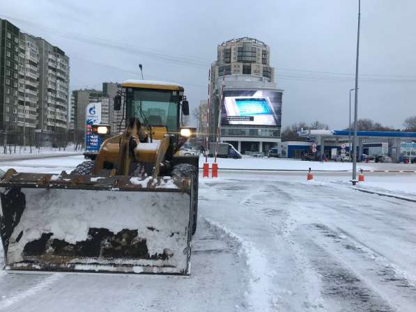 Аренда трактора погрузчика. Уборка чистка и вывоз снега в Екатеринбурге фото 4