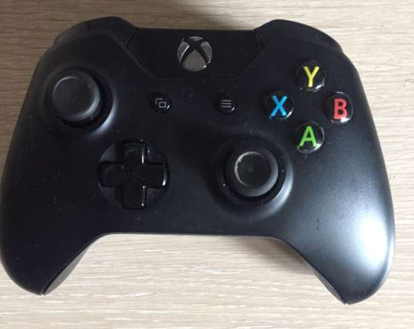 Xbox One(с FIFA 19 и FIFA 20) в Ногинске фото 3