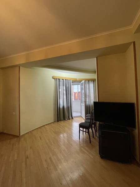 Сдаётся 3 комнатная квартира в Тбилиси в фото 12
