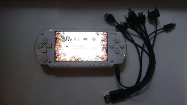 Sony PSP белая прошитая в Мытищи