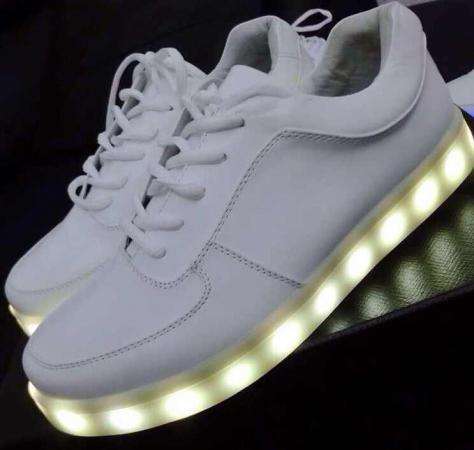 Кроссовки с led подсветкой
