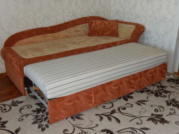Продаётся диван-тахта в Челябинске