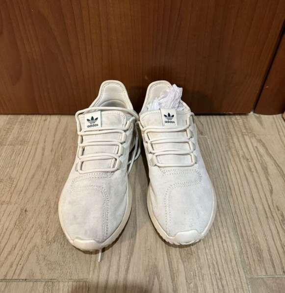 Adidas кроссовки