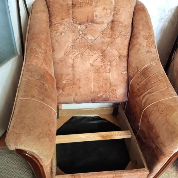 Продам диван и 2 кресла в Славянске-на-Кубани фото 5