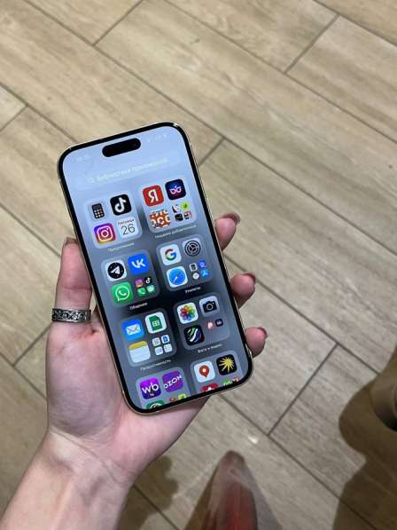 Продам iphone 15 в Москве