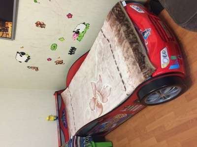 Продаётся Детская кровать машина в Москве