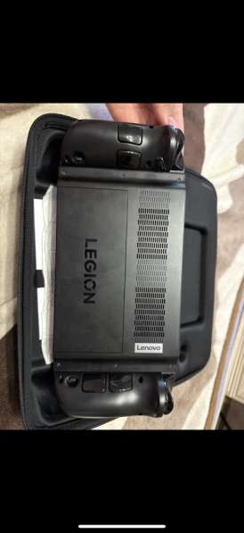 Портативная игровая консоль Lenovo Legion Go в Уссурийске