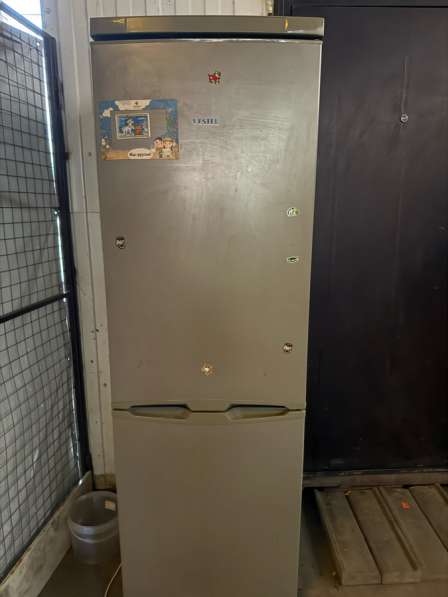 Холодильник б/у