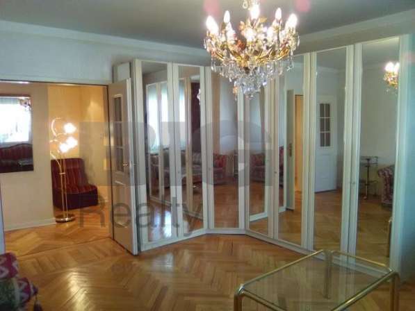 Продам трехкомнатную квартиру в Москве. Жилая площадь 78 кв.м. Дом кирпичный. Есть балкон. в Москве фото 7