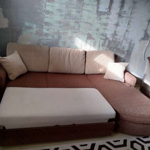 Продается угловой диван 225 см × 160 см в 