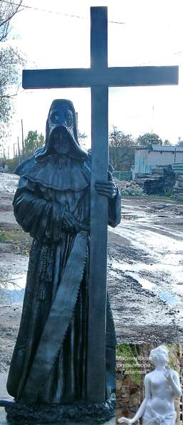 Скульптура Святого Апостола в Екатеринбурге фото 3