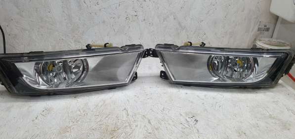 Противотуманные фары Skoda Octavia A7