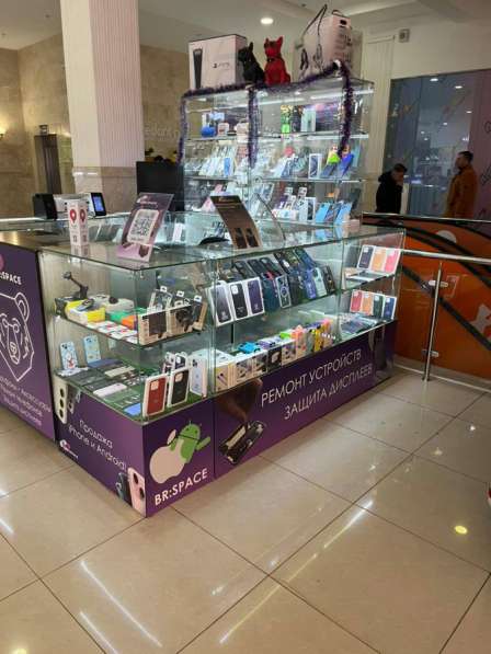Продается островок мобильной техники в ТЦ - готовый бизнес в Москве фото 3