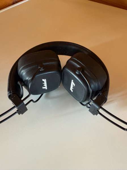 Наушники Marshall Major IV