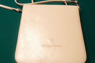 дамскую сумочку v Valentino в Железнодорожном