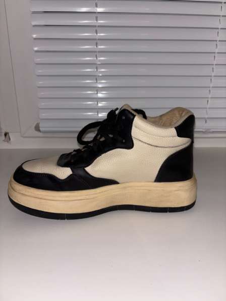 Кроссовки высокие женские в Сызрани фото 4