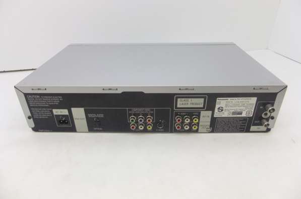 DVD/CD/VHS-плеер с видеомагнитофоном Panasonic NV-VP32 EE в 
