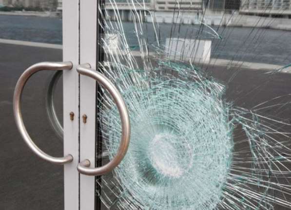 Безопасные стекла: триплекс, каленое стекло