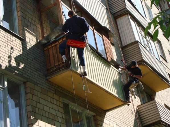 Герметизация балконов в Минске в 