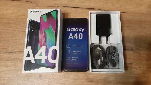 Телефон Samsung A40 64GB новый